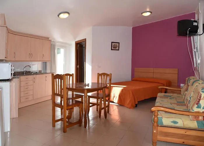 Apartment Ar Dosjoimi *